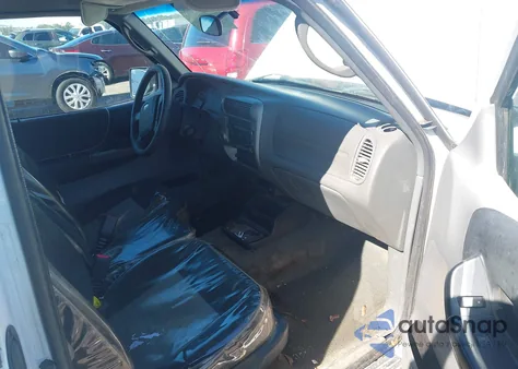 2011 Ford Ranger Xlt from USA, damaged, VIN 1FTKR4EE9BPB06094